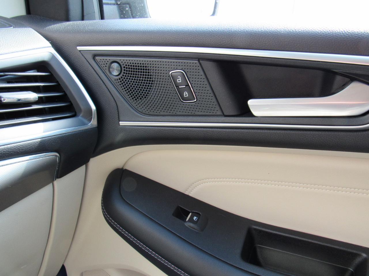 Ford Edge Titanium AWD 2024