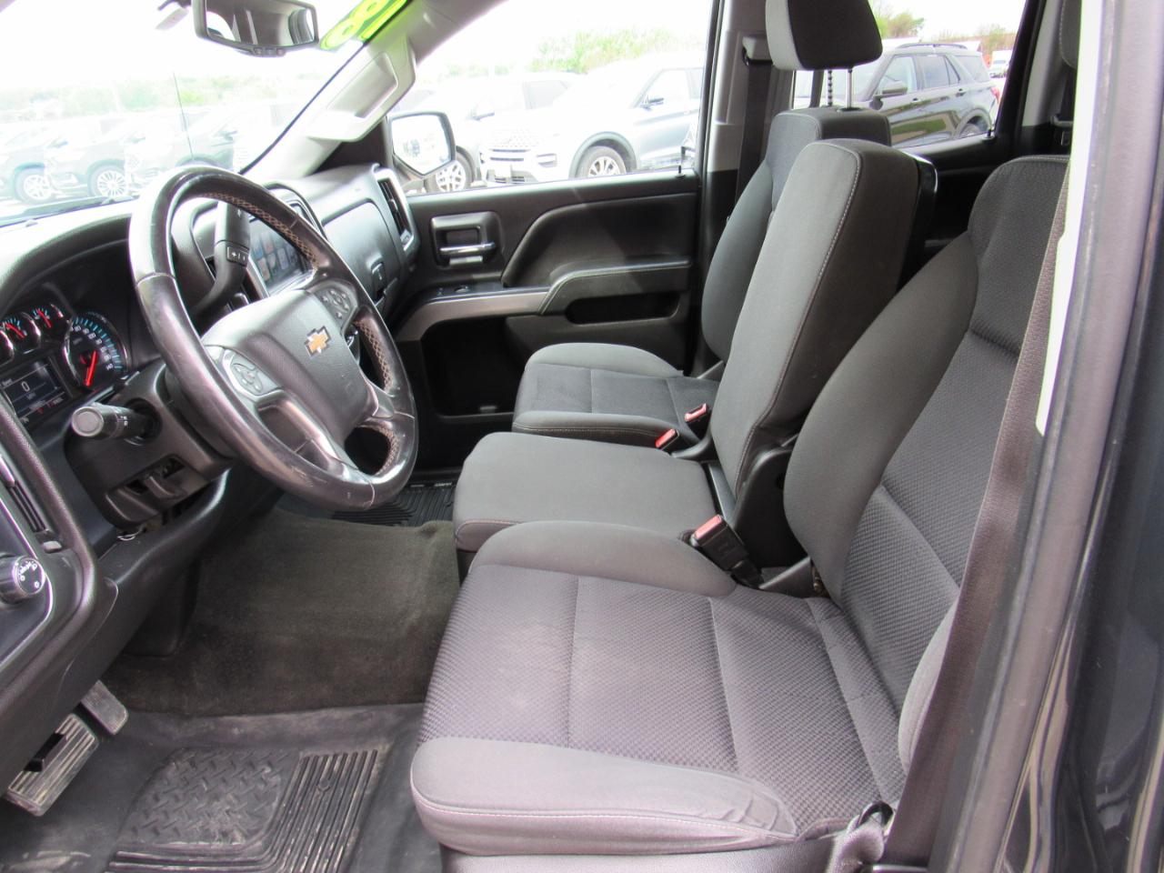 Chevrolet Silverado 1500 4WD Double Cab 143.5" LT w/1LT 2018