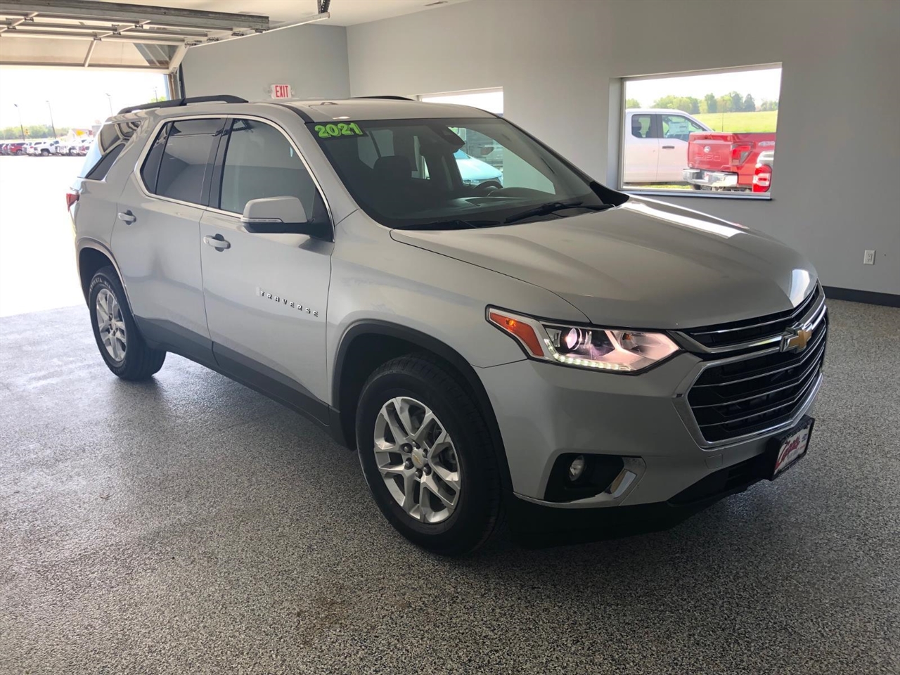 Chevrolet Traverse AWD 4dr LT Cloth w/1LT 2021