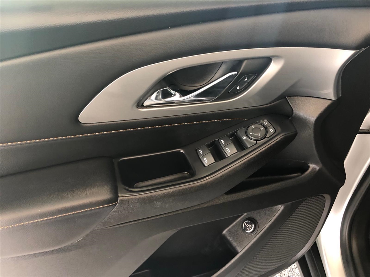 Chevrolet Traverse AWD 4dr LT Cloth w/1LT 2021