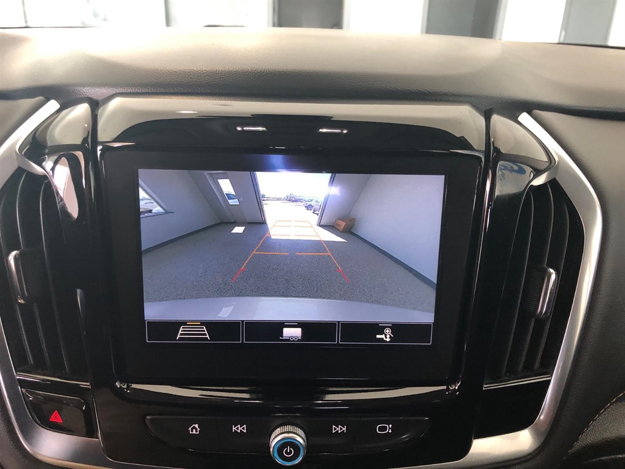 Chevrolet Traverse AWD 4dr LT Cloth w/1LT 2021