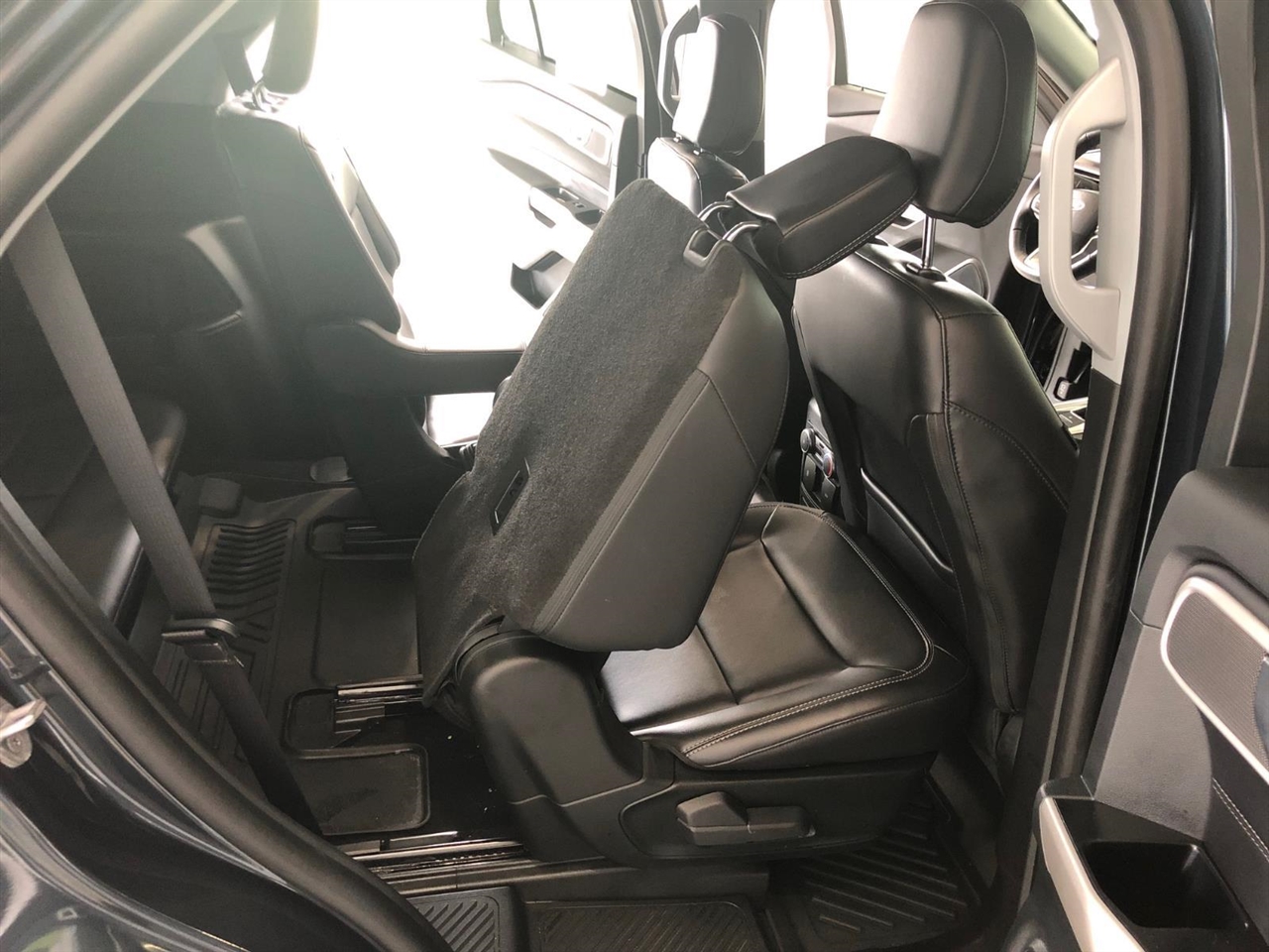 Ford Explorer XLT 4WD 2022