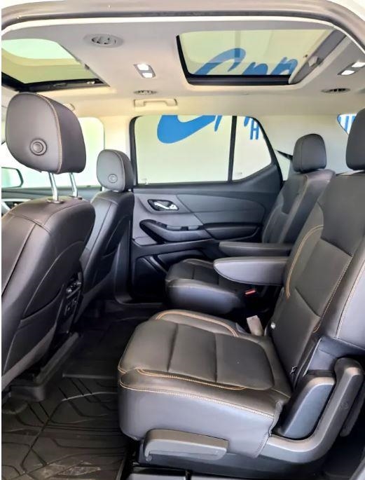 Chevrolet Traverse AWD 4dr LT Leather 2021