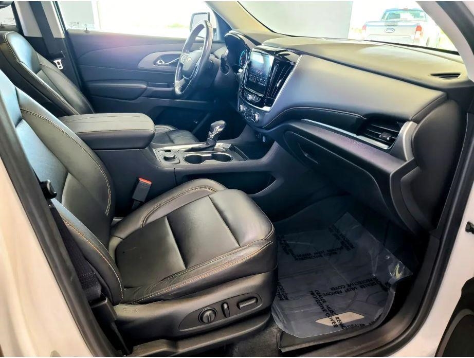 Chevrolet Traverse AWD 4dr LT Leather 2021