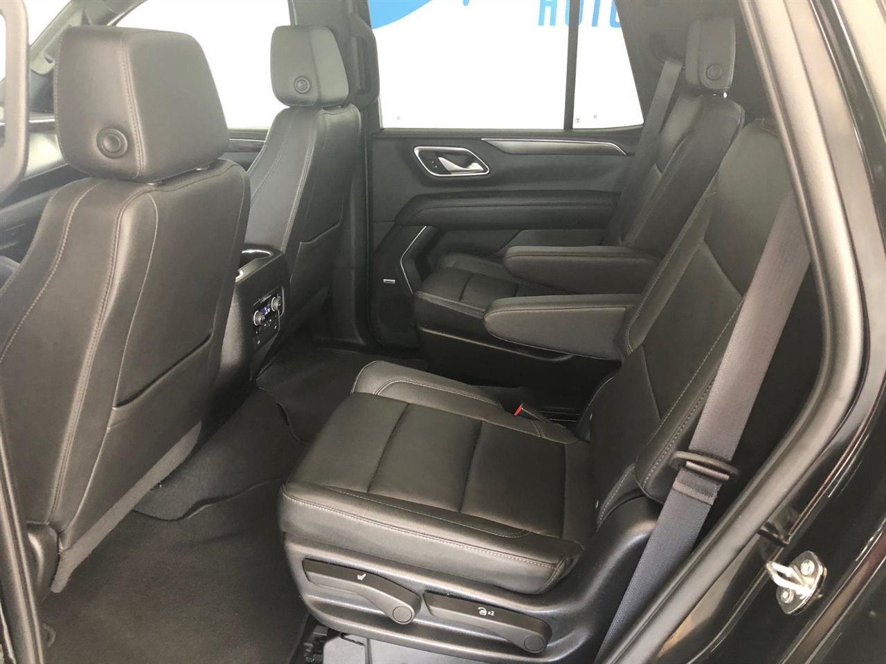 Chevrolet Tahoe 4WD 4dr LT 2022