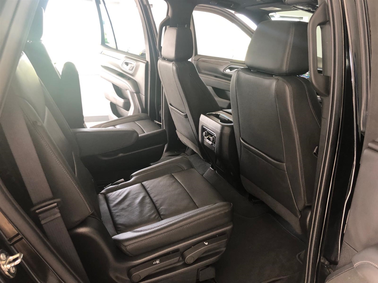 Chevrolet Tahoe 4WD 4dr LT 2022