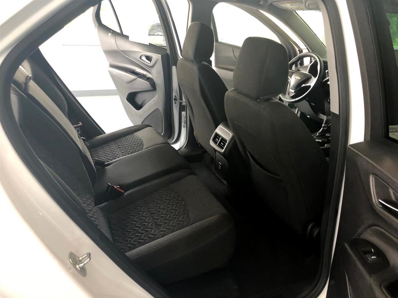 2024 Chevrolet Equinox LT photo 9