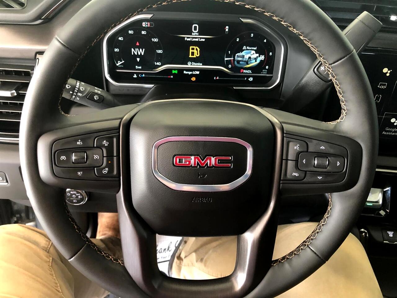 2025 Gmc Sierra 2500 HD AT4 photo 25