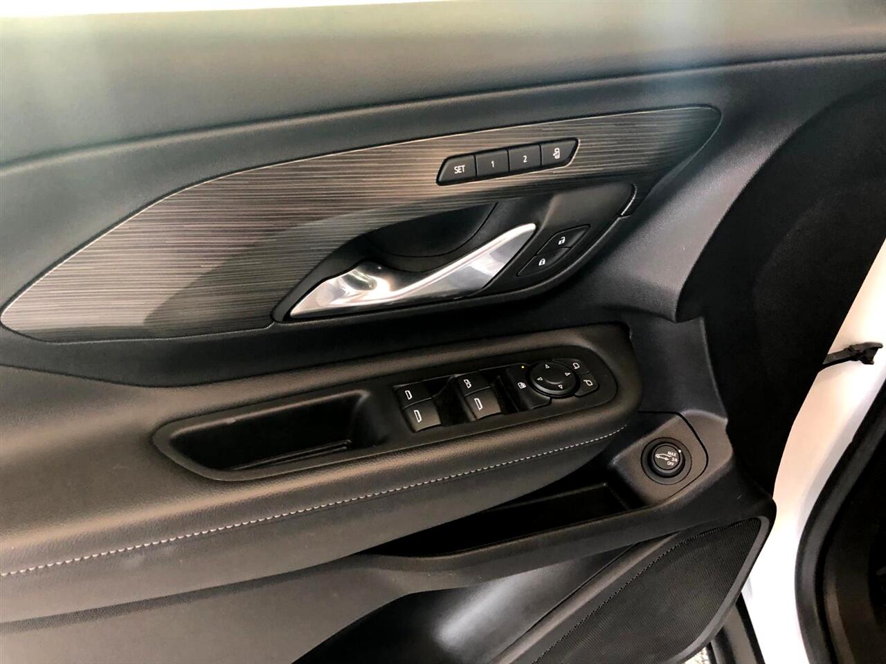 GMC Terrain AWD 4dr SLT 2023 GMC Terrain AWD 4dr SLT 2023