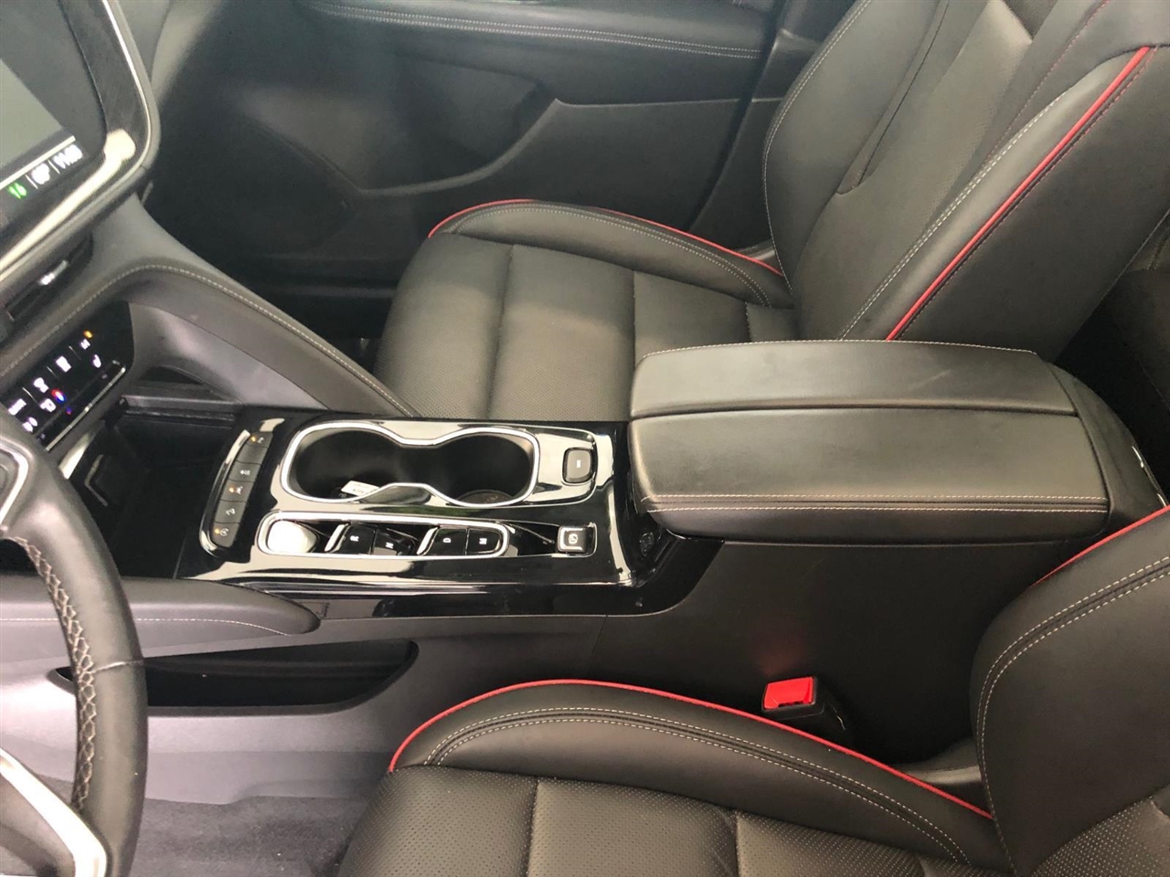 Buick Envision AWD 4dr Essence 2023