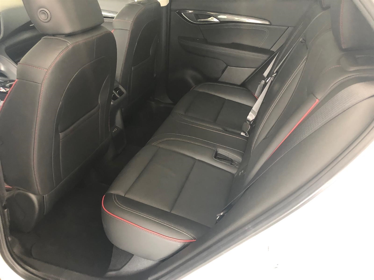 Buick Envision AWD 4dr Essence 2023