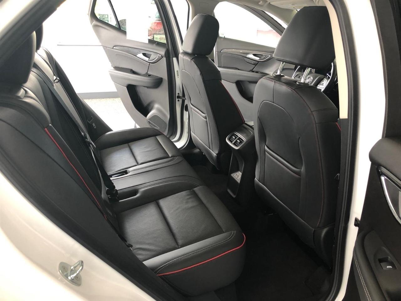 Buick Envision AWD 4dr Essence 2023