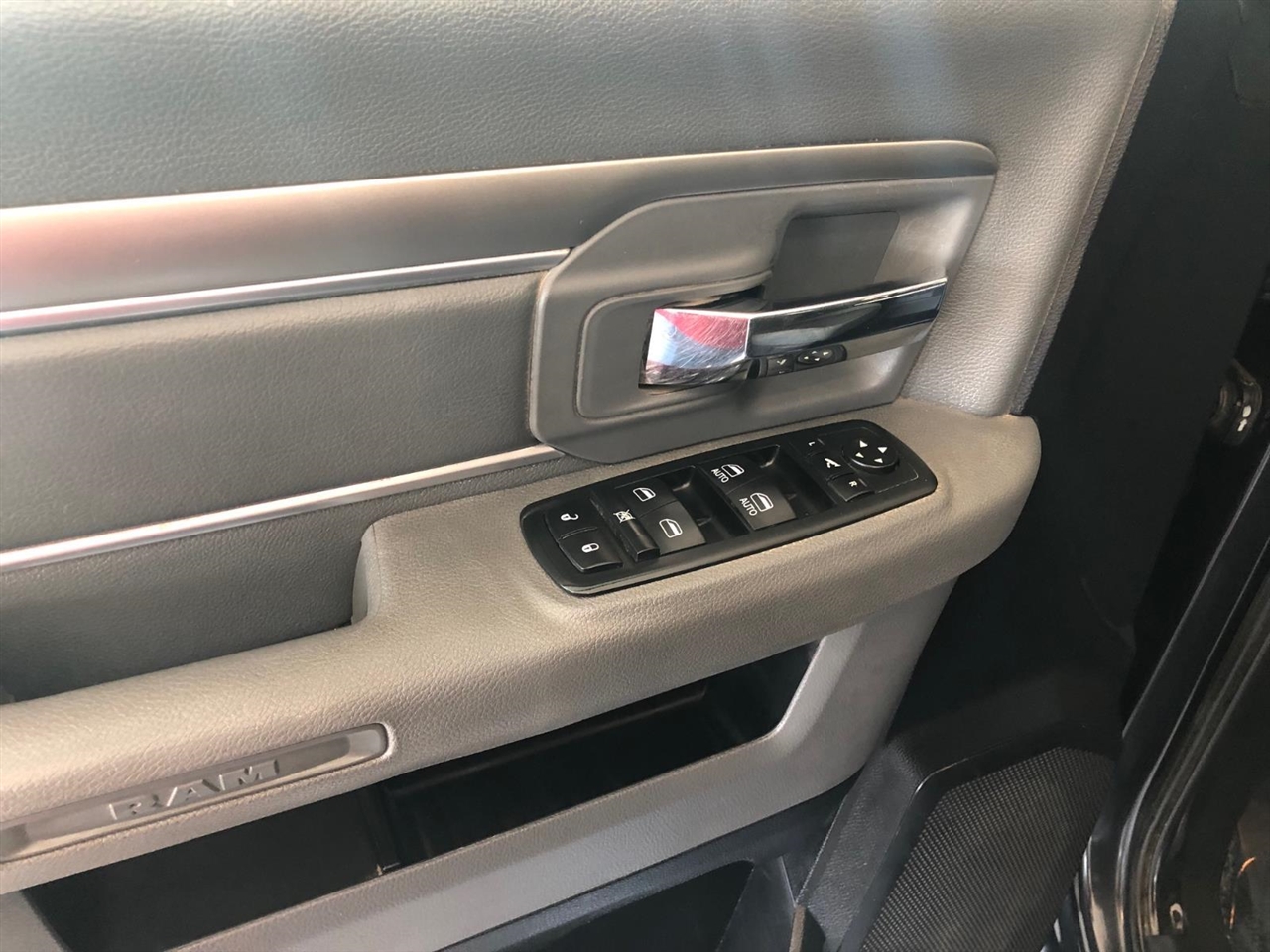 2015 Ram 1500 Big Horn photo 6