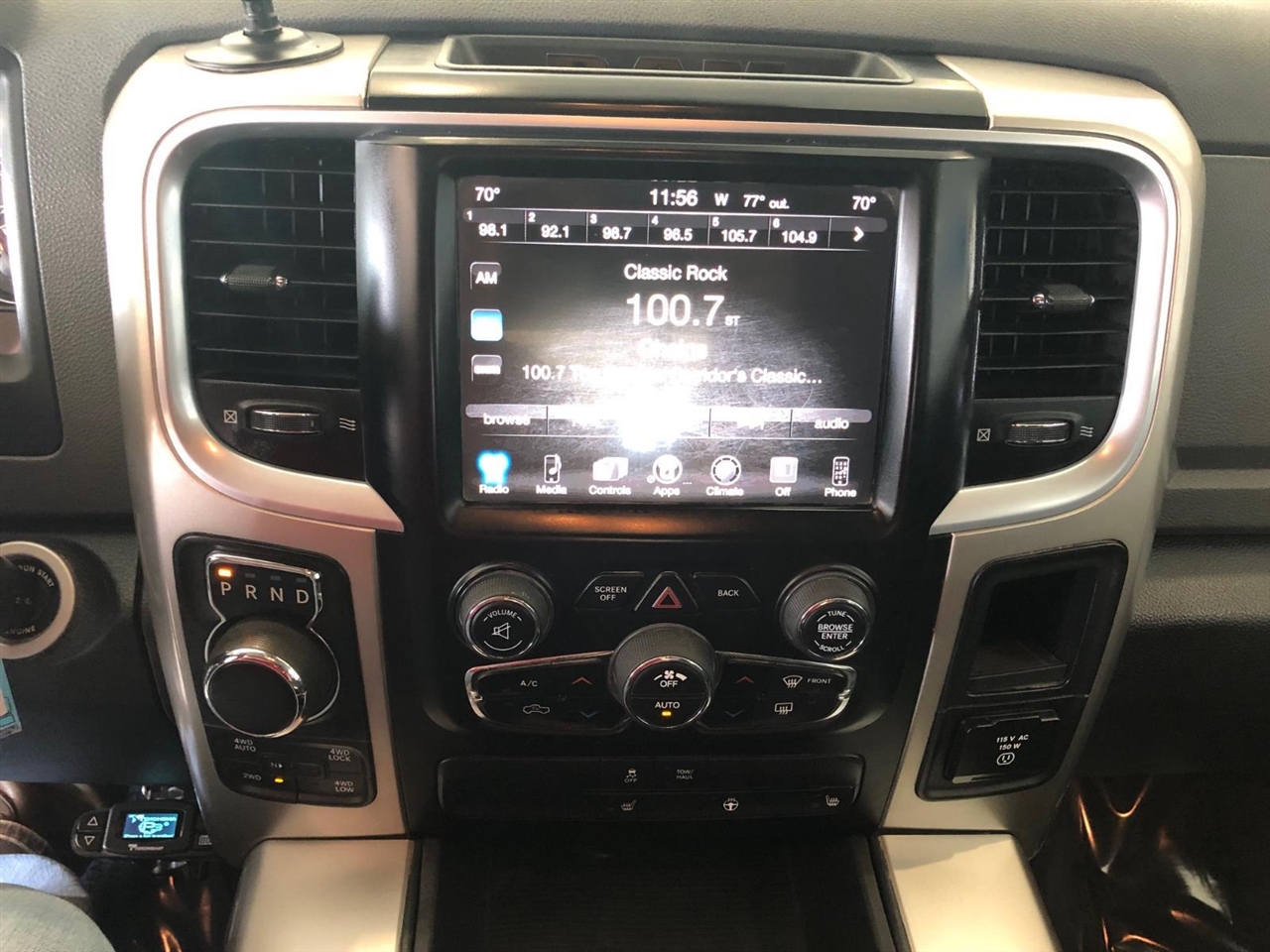 2015 Ram 1500 Big Horn photo 18