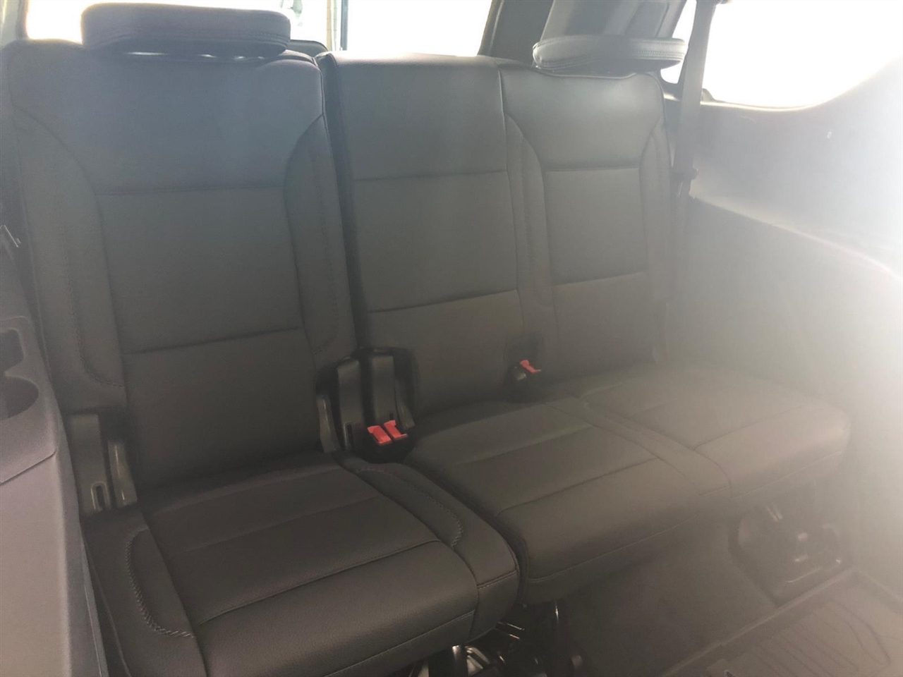 2025 Gmc Yukon Denali photo 16