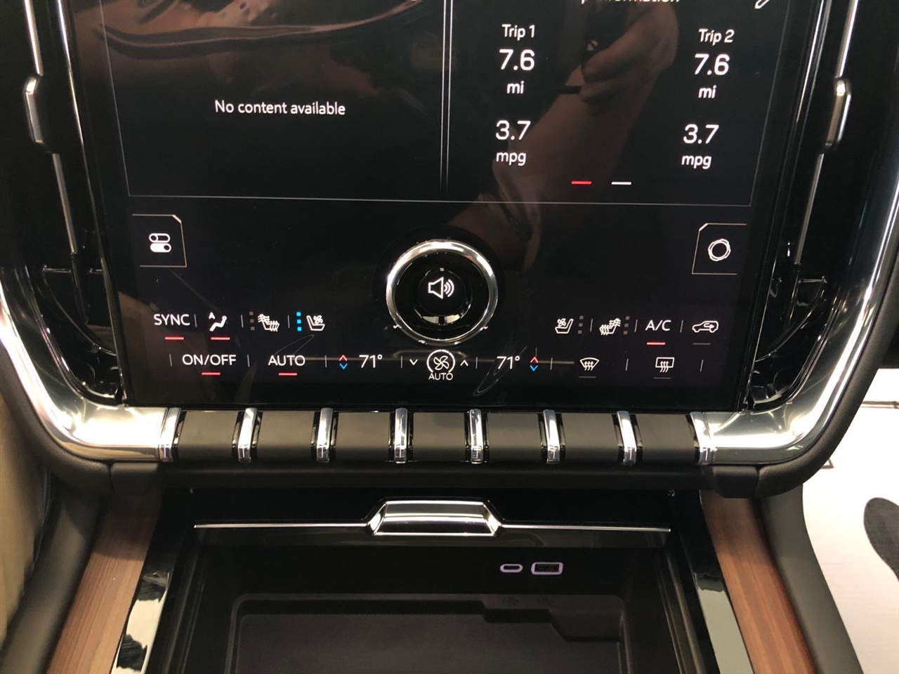 2025 Gmc Yukon Denali photo 20