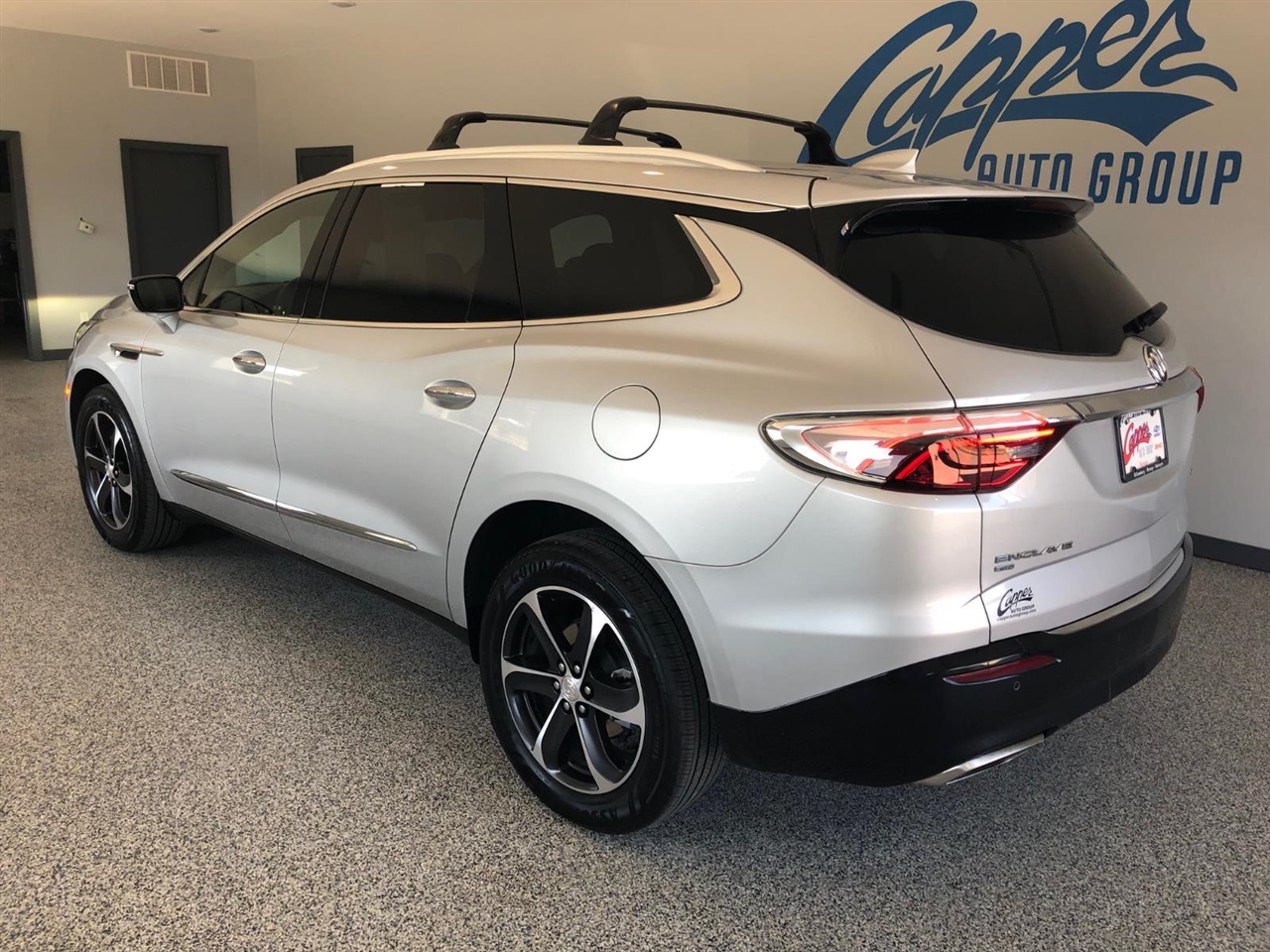 2022 Buick Enclave Essence photo 3