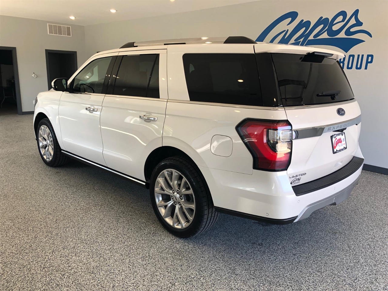 2019 Ford Expedition Limited photo 3