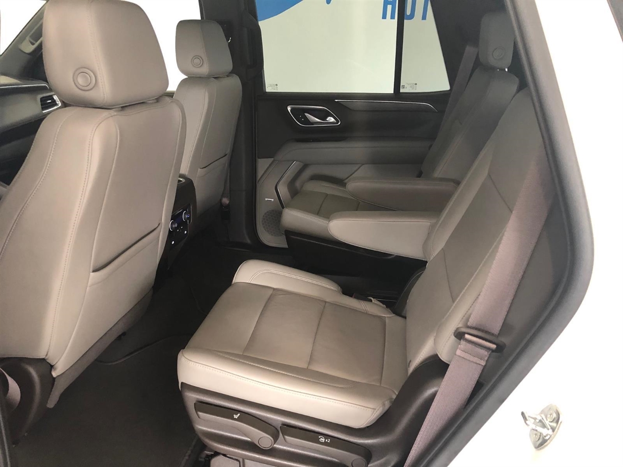 Chevrolet Tahoe 4WD 4dr LT 2022