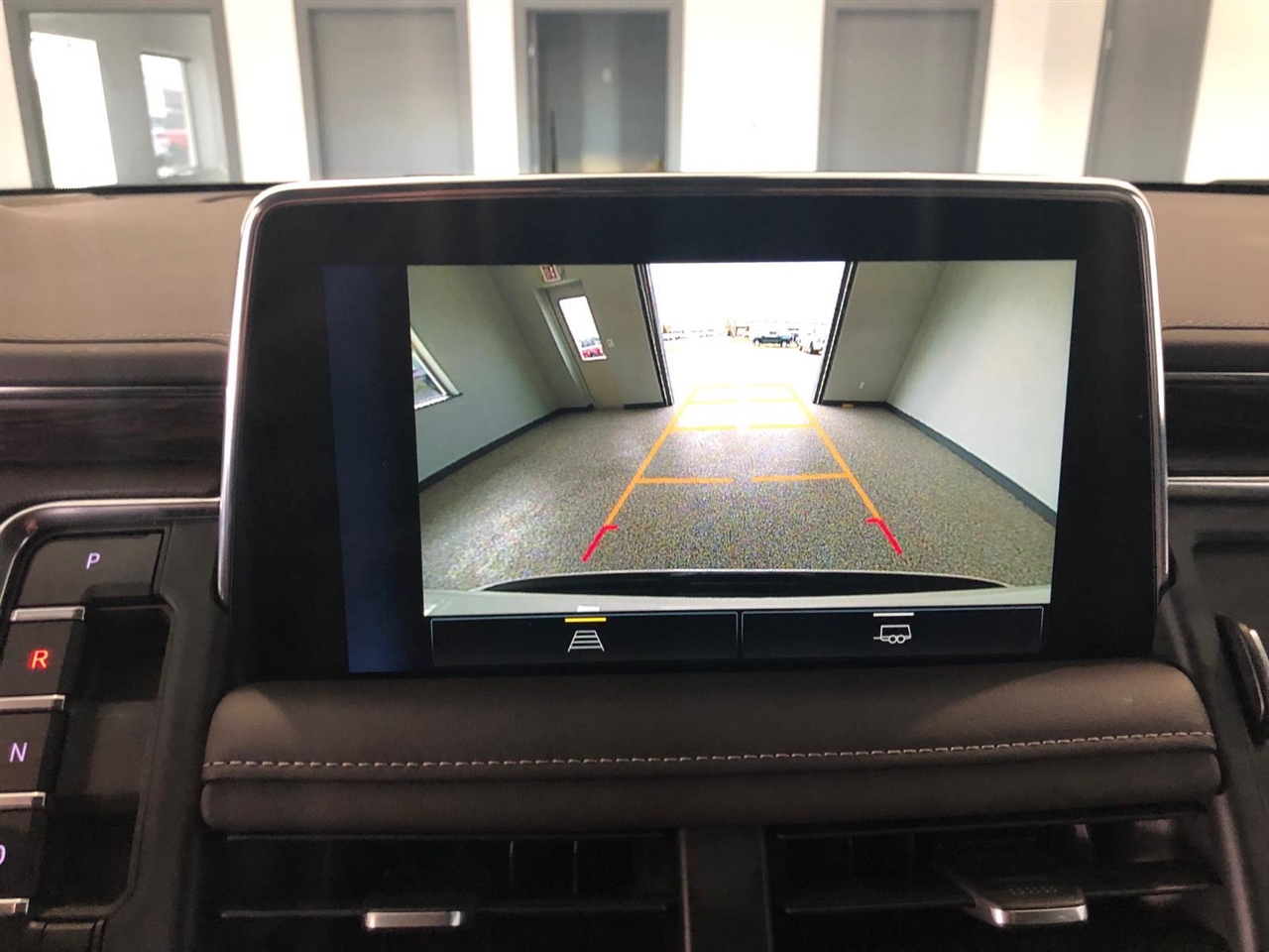 Chevrolet Tahoe 4WD 4dr LT 2022