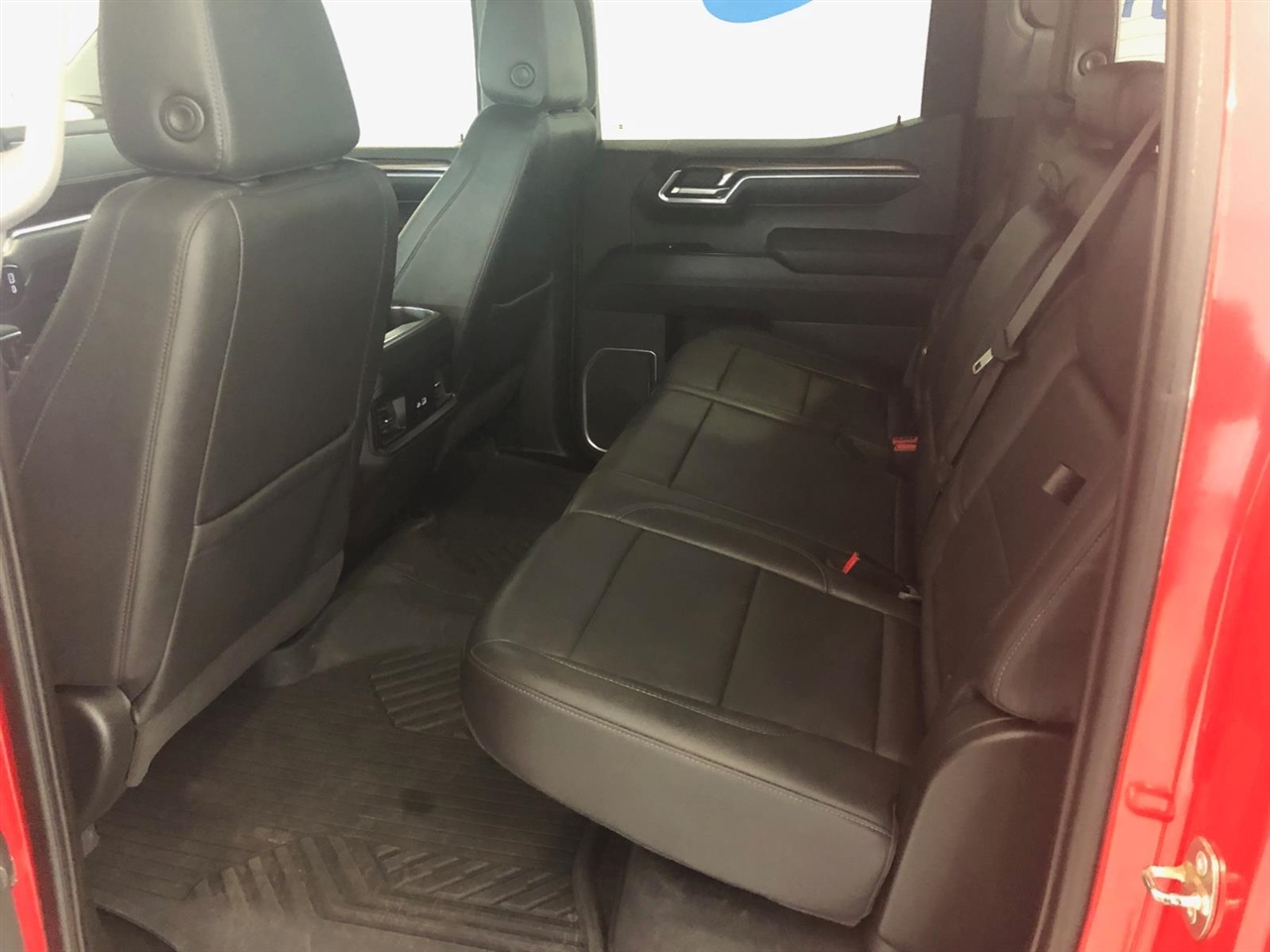 Chevrolet Silverado 1500 4WD Crew Cab 147" LT Trail Boss 2023