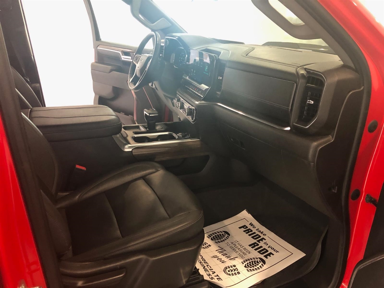 Chevrolet Silverado 1500 4WD Crew Cab 147" LT Trail Boss 2023