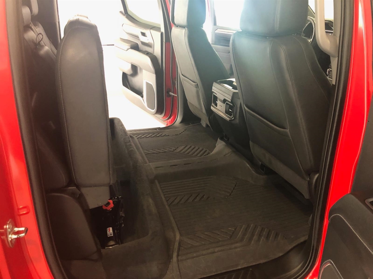 Chevrolet Silverado 1500 4WD Crew Cab 147" LT Trail Boss 2023