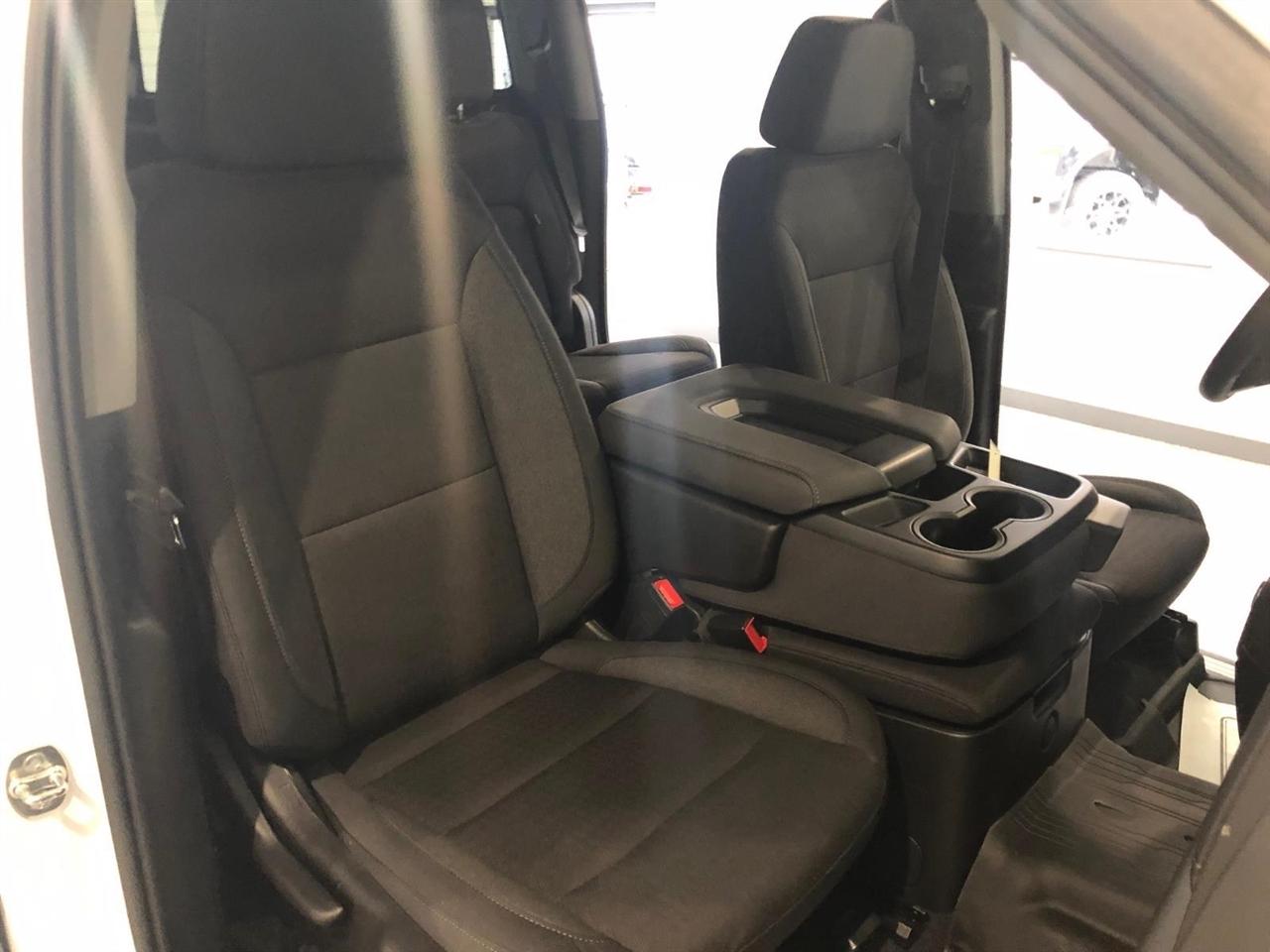 GMC Sierra 2500HD 4WD Crew Cab 159" SLE 2026