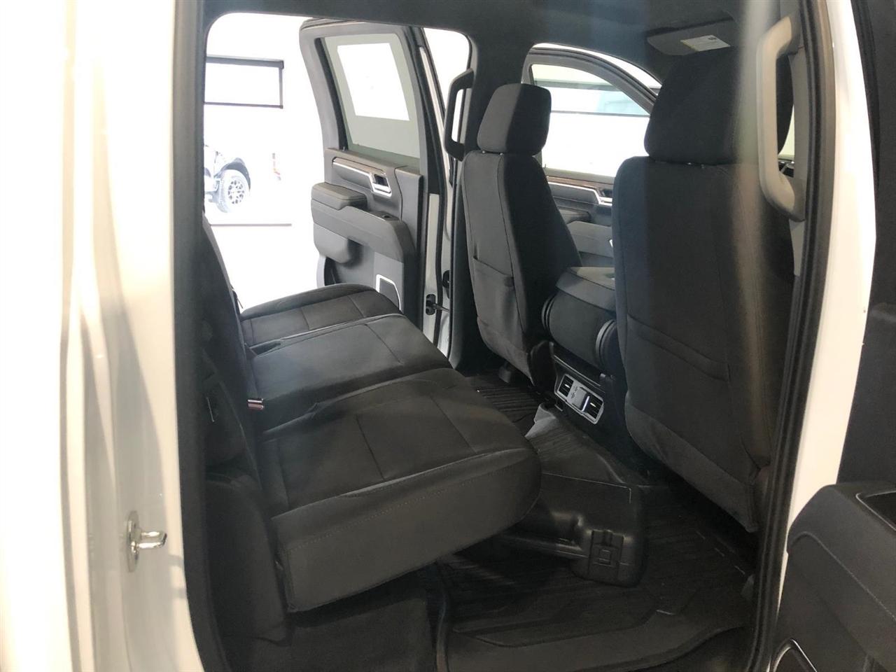 GMC Sierra 2500HD 4WD Crew Cab 159" SLE 2026