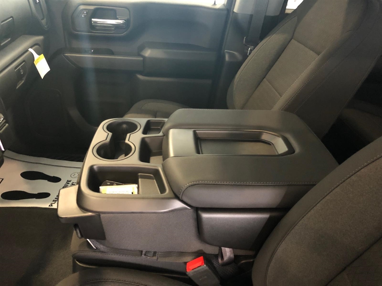 Chevrolet Silverado 2500HD 4WD Crew Cab 159" Custom 2026