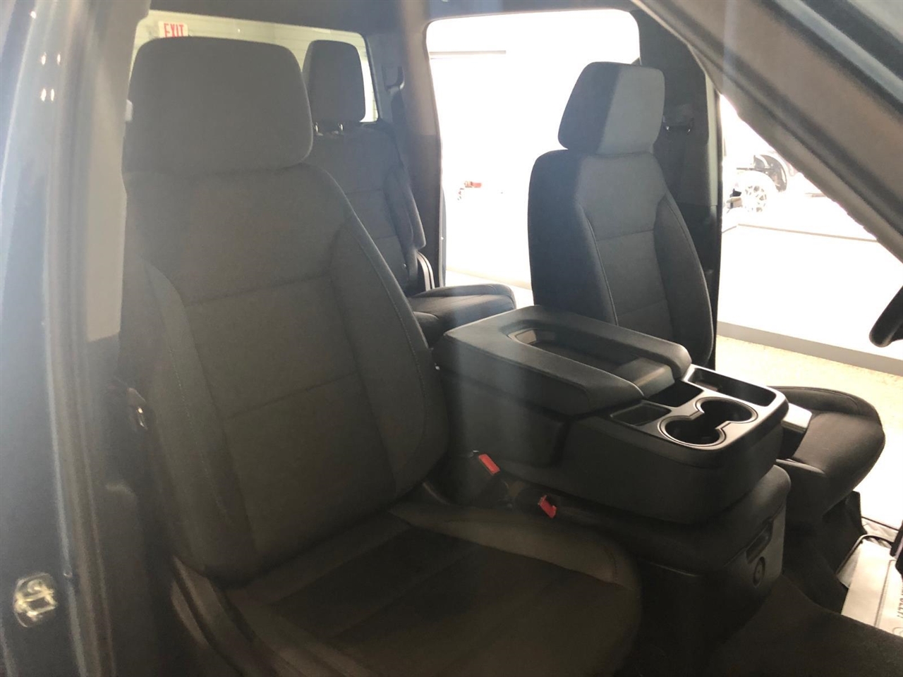 Chevrolet Silverado 2500HD 4WD Crew Cab 159" Custom 2026