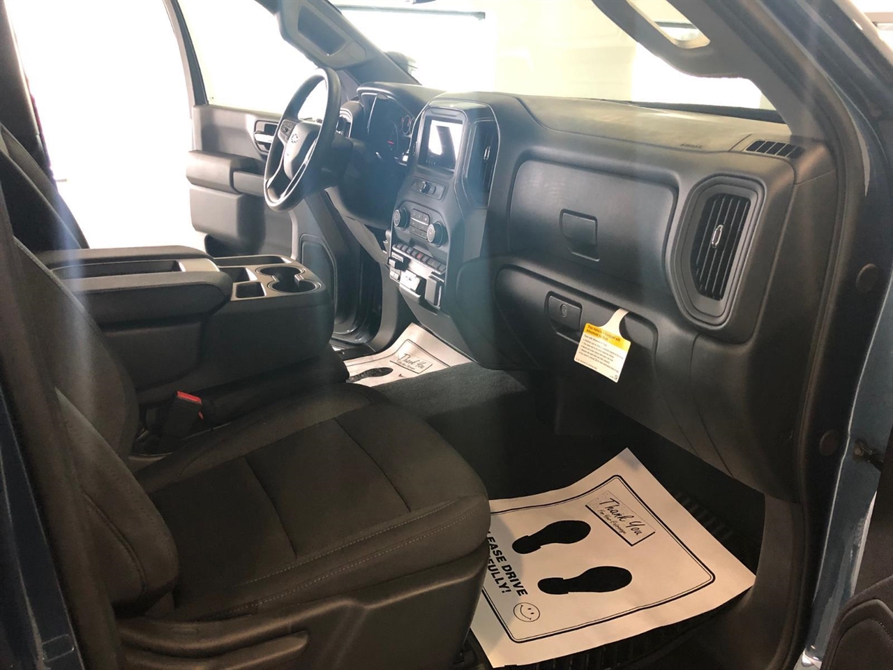 Chevrolet Silverado 2500HD 4WD Crew Cab 159" Custom 2026