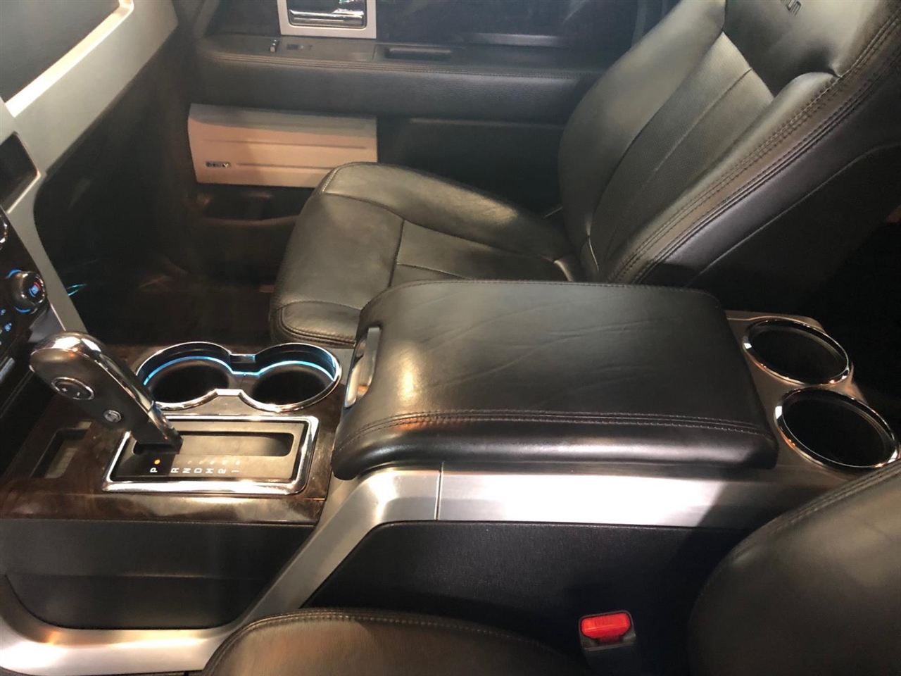 Ford F-150 4WD SuperCrew 145" Platinum 2013