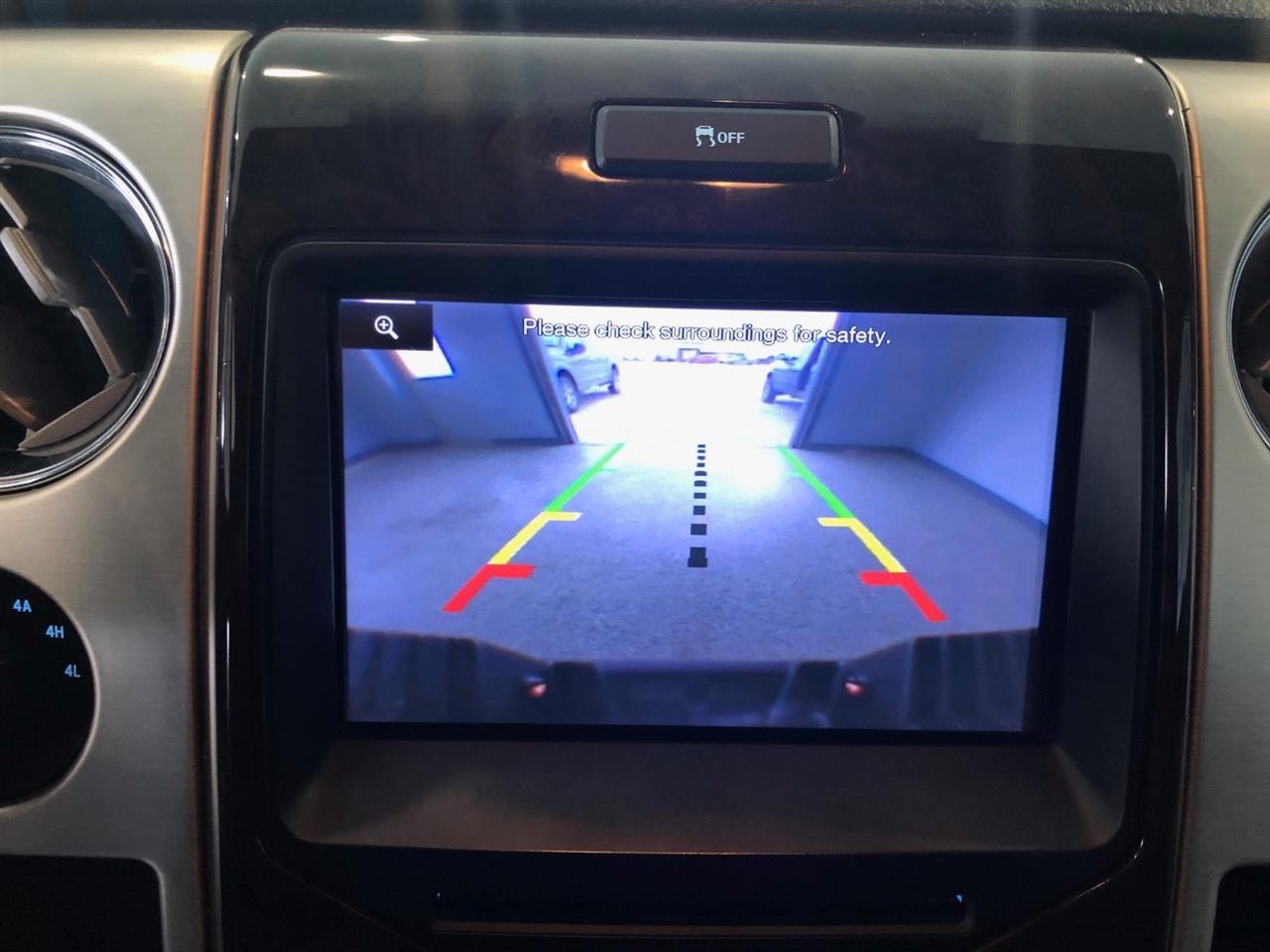 Ford F-150 4WD SuperCrew 145" Platinum 2013