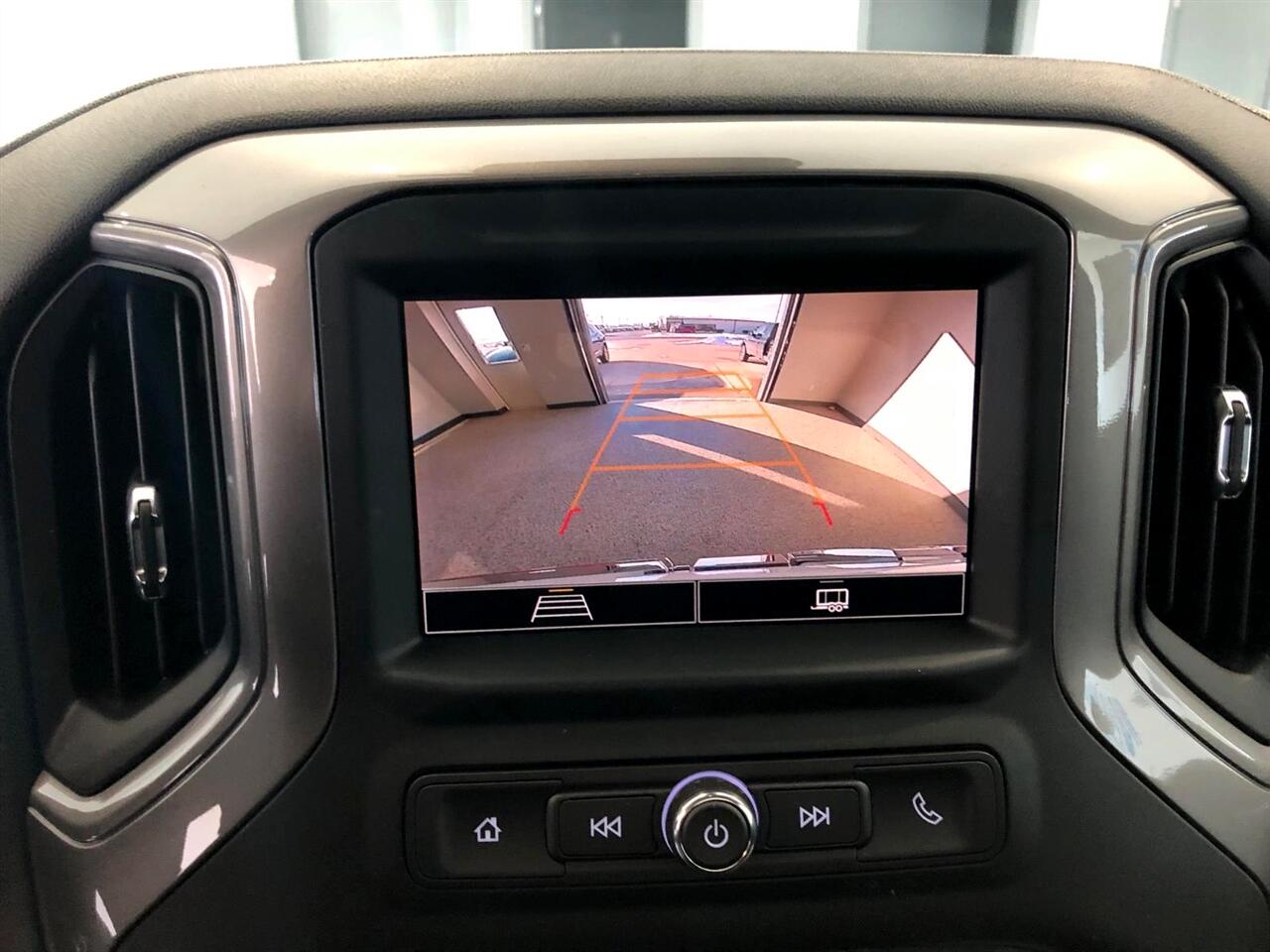 GMC Sierra 1500 4WD Reg Cab 140" Pro 2026