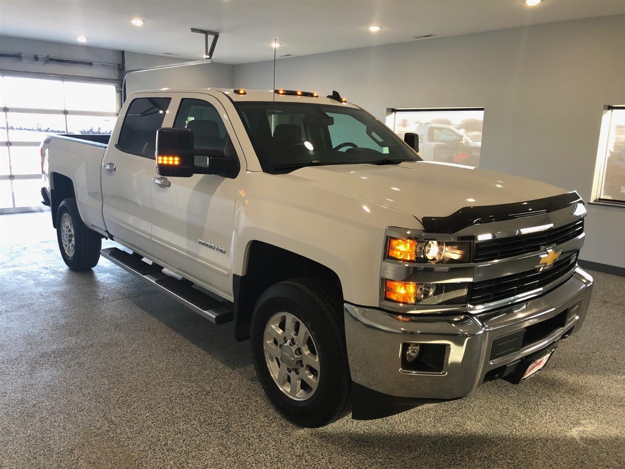 Chevrolet Silverado 2500HD Built After Aug 14 4WD Crew Cab 153.7" LT 2015