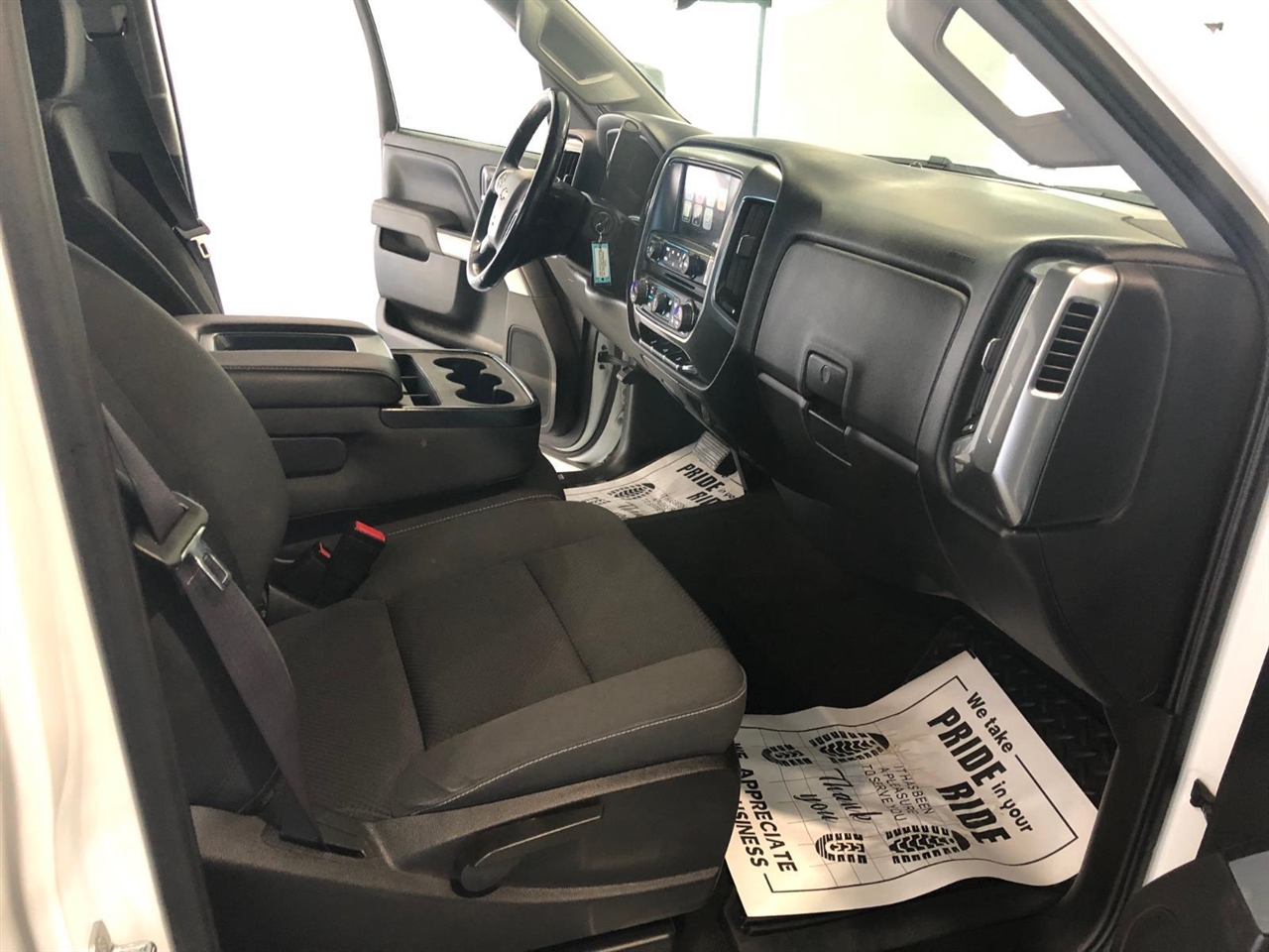 Chevrolet Silverado 2500HD Built After Aug 14 4WD Crew Cab 153.7" LT 2015