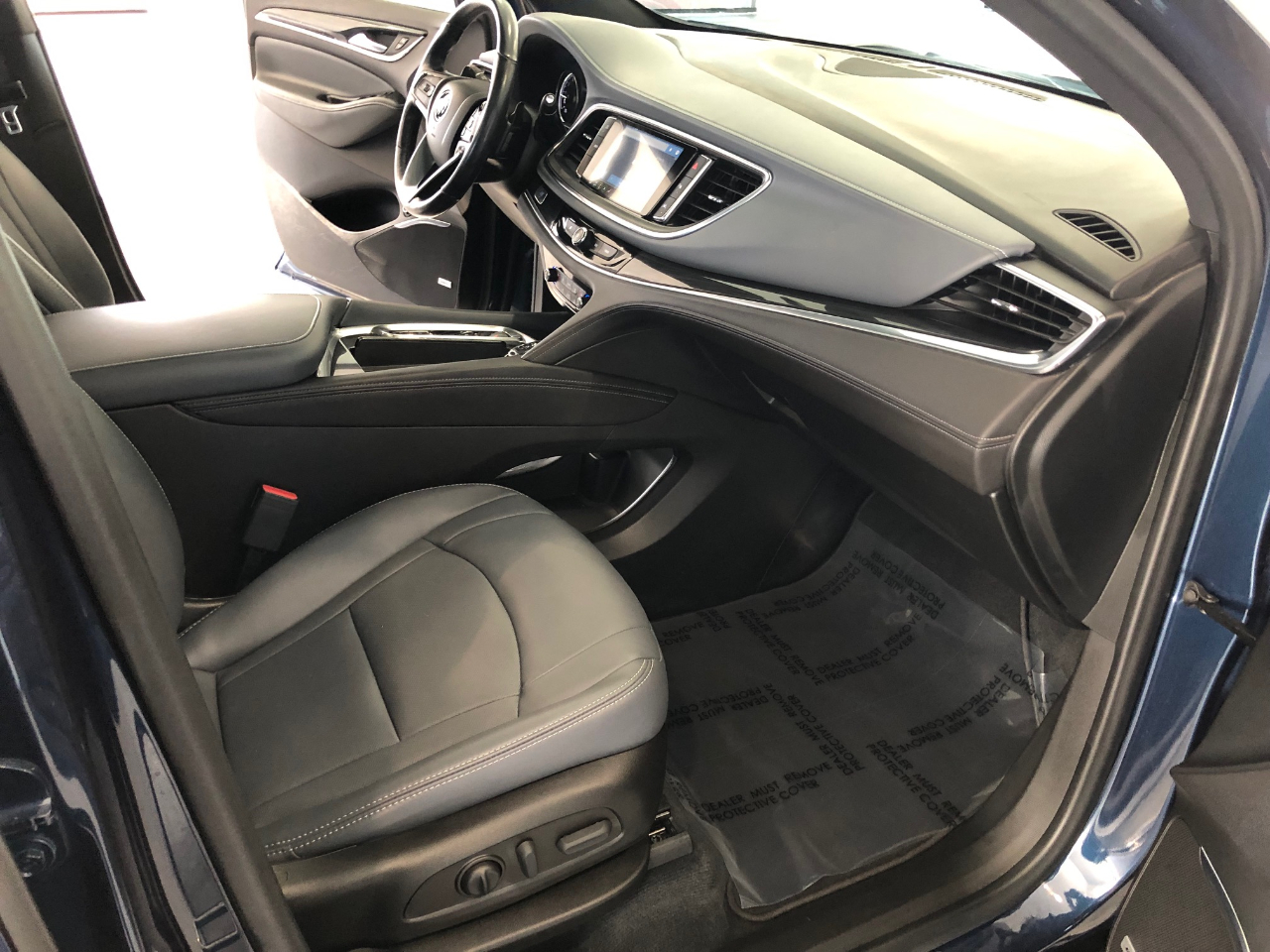 Buick Enclave AWD 4dr Essence 2022