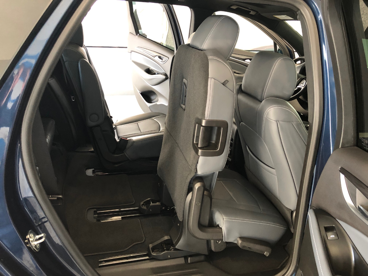 Buick Enclave AWD 4dr Essence 2022