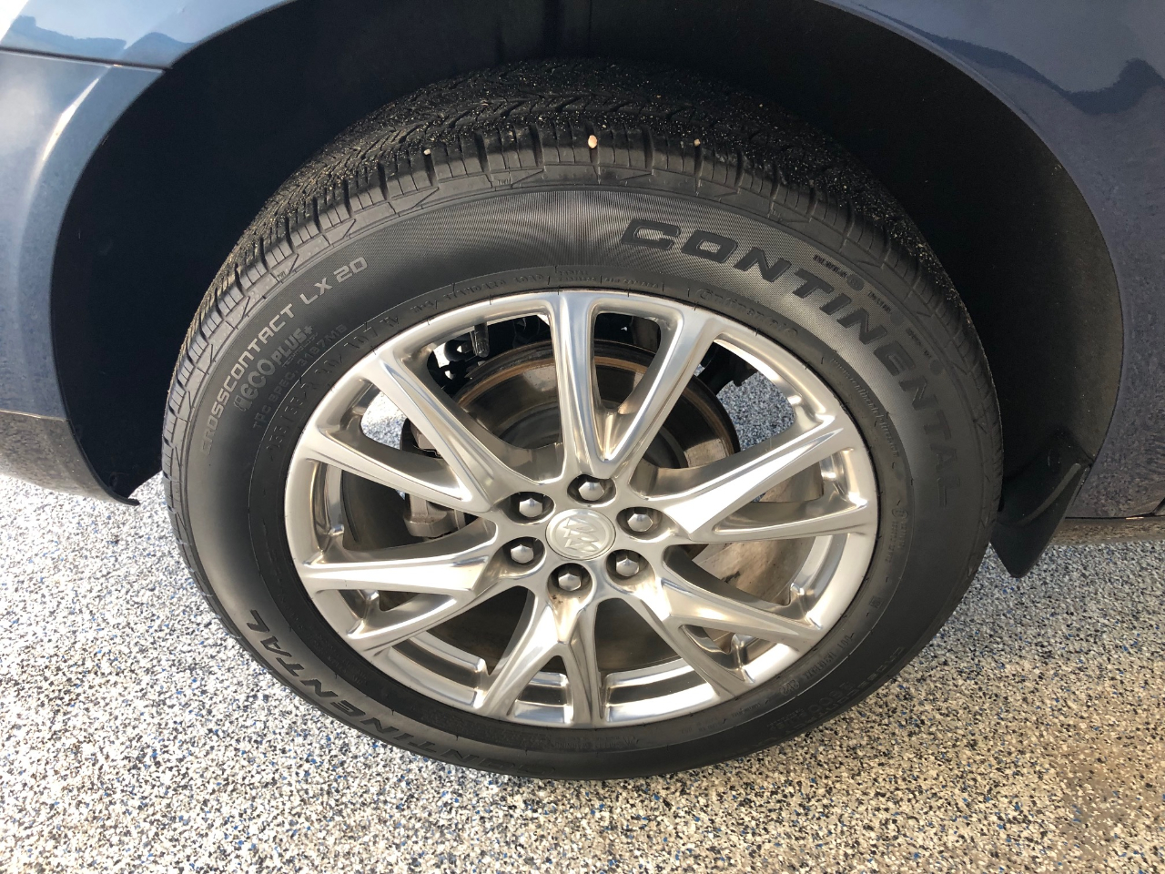 Buick Enclave AWD 4dr Essence 2022