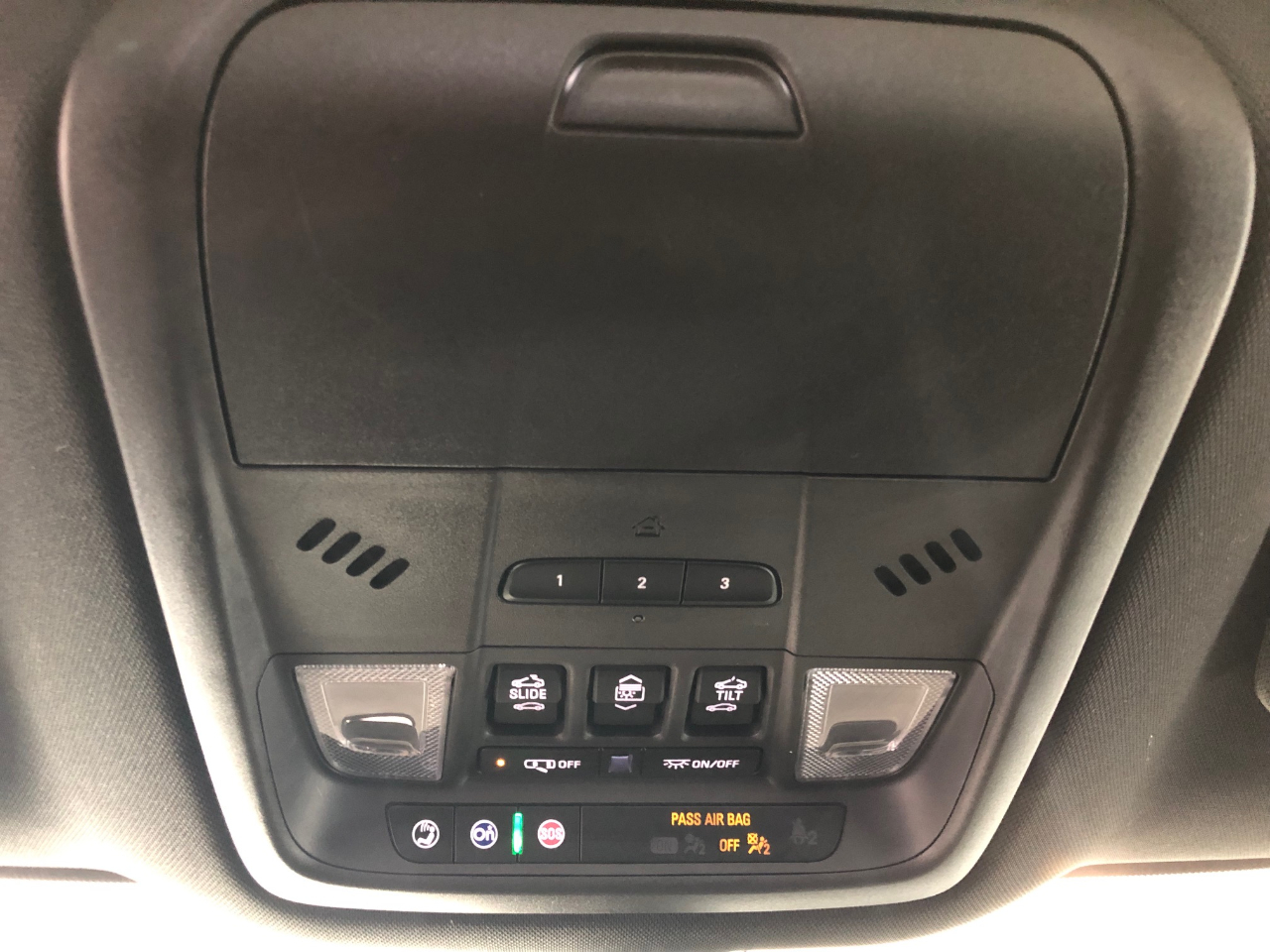 Buick Enclave AWD 4dr Essence 2022