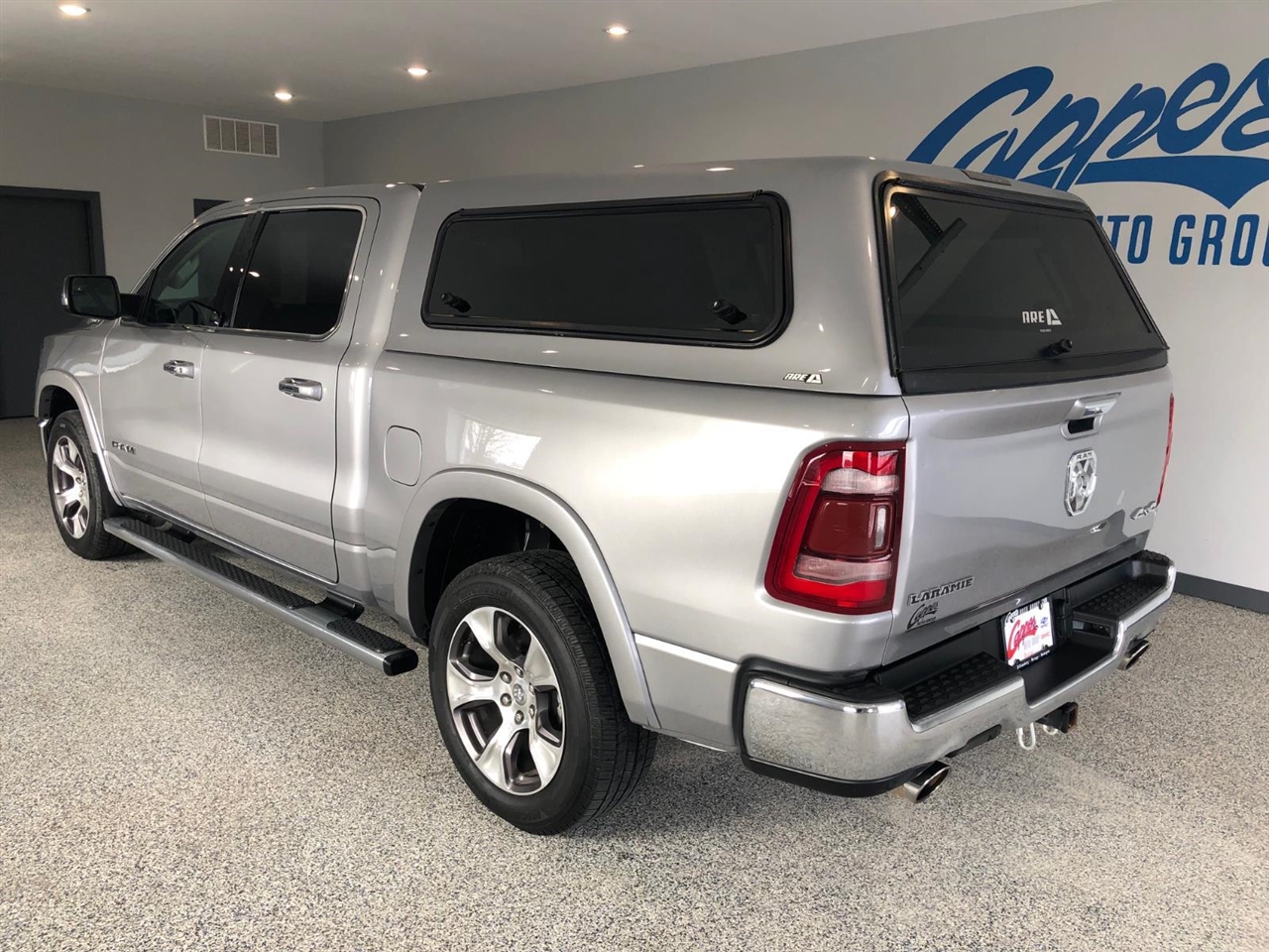 RAM 1500 Laramie 4x4 Crew Cab 5'7" Box 2021