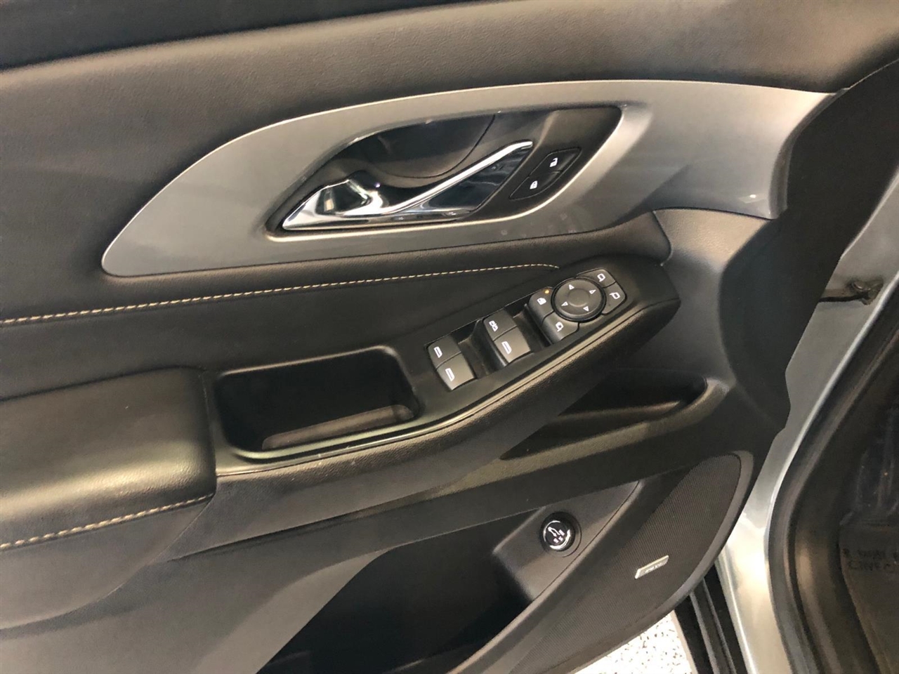 Chevrolet Traverse AWD 4dr LT Leather 2023