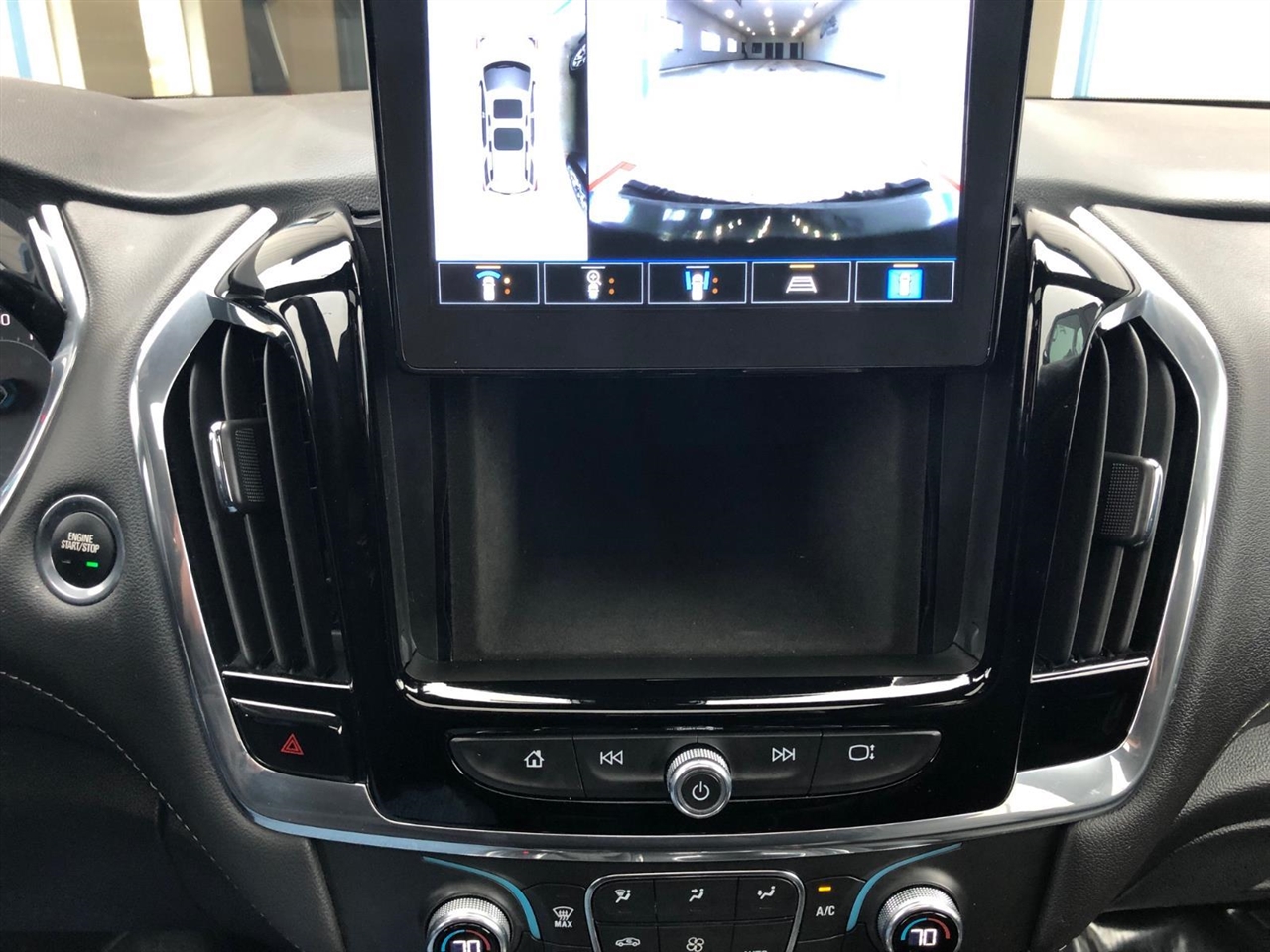 Chevrolet Traverse AWD 4dr LT Leather 2023