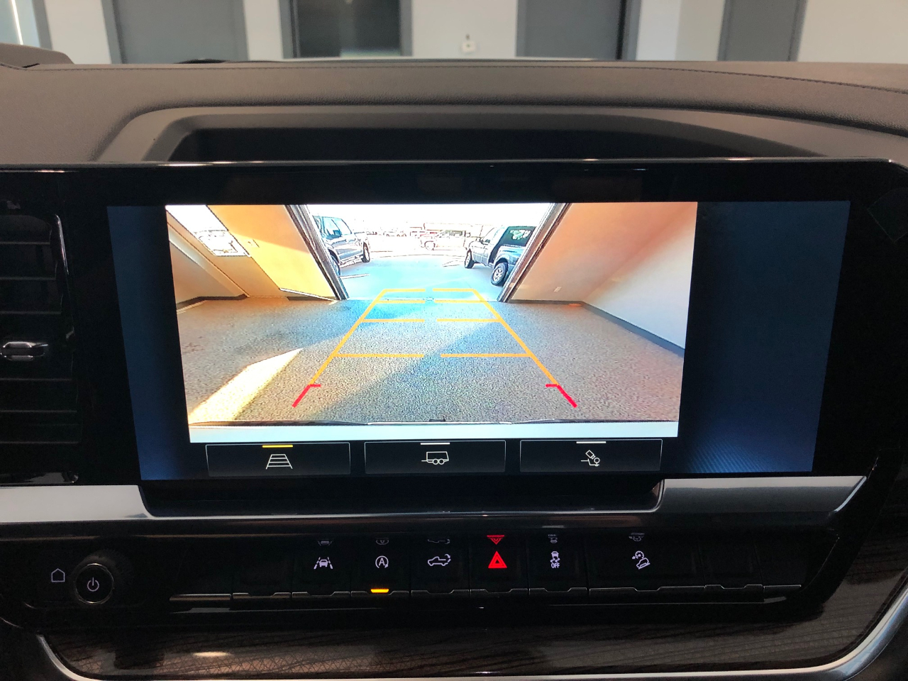 Chevrolet Silverado 1500 4WD Crew Cab 147" LT w/1LT 2026