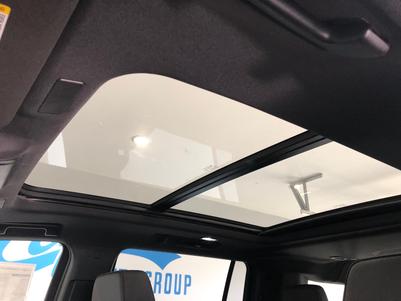 Chevrolet Suburban 4WD 4dr RST 2026