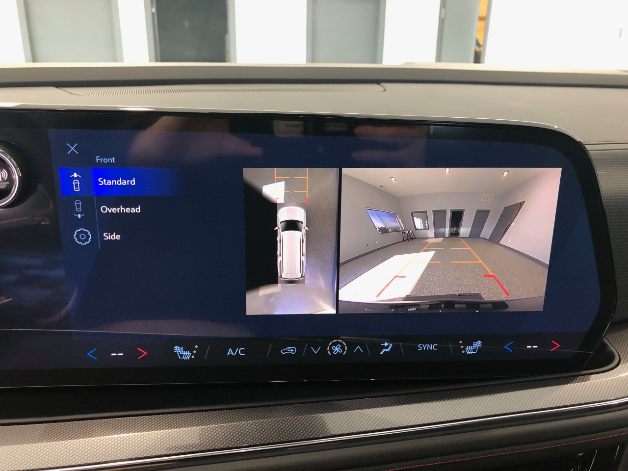 Chevrolet Suburban 4WD 4dr RST 2026