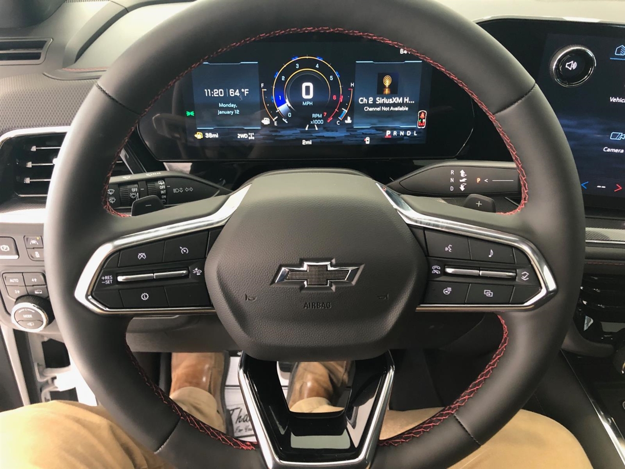 Chevrolet Suburban 4WD 4dr RST 2026