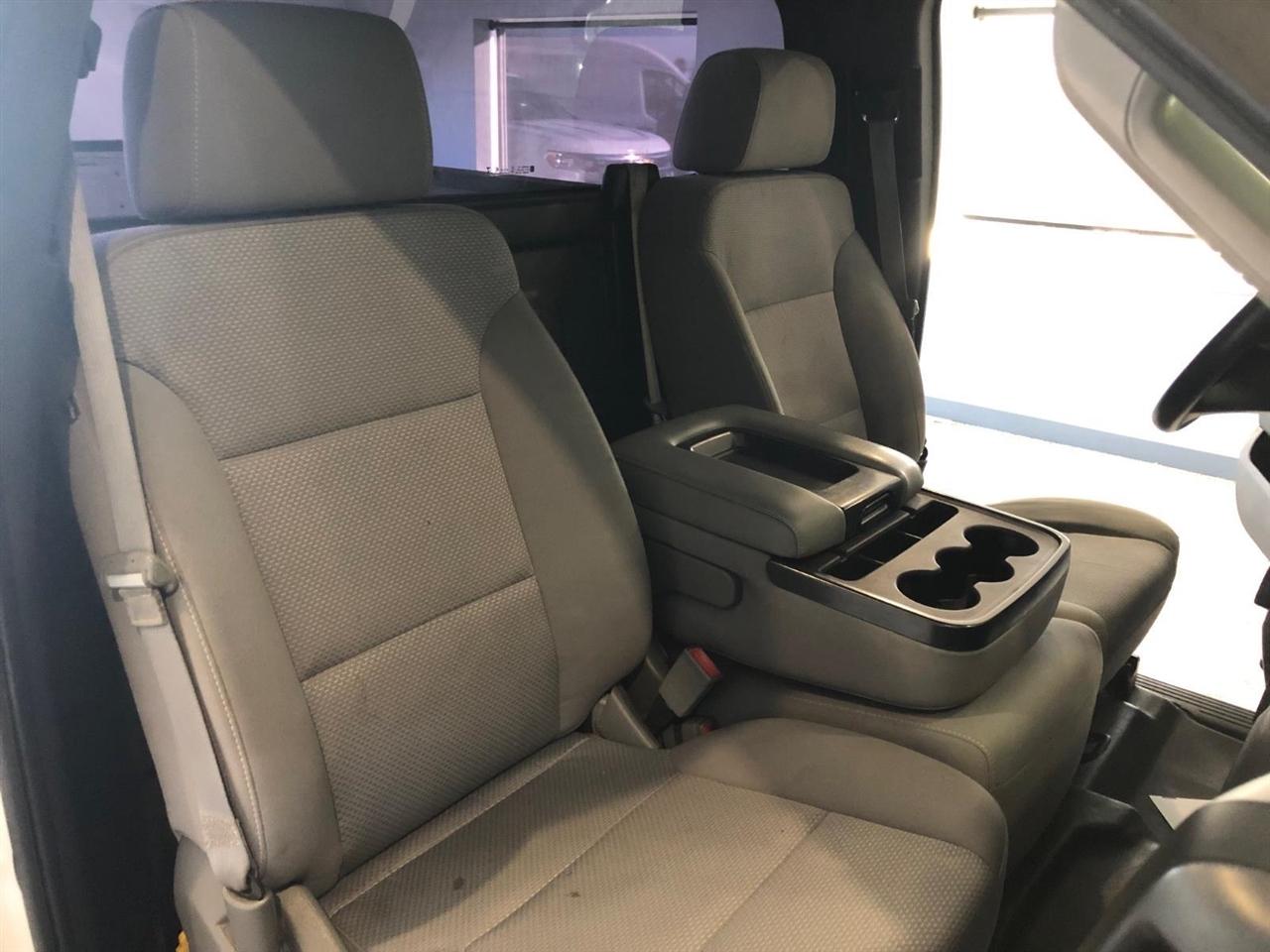 Chevrolet Silverado 1500 2WD Reg Cab 133.0" Work Truck 2016