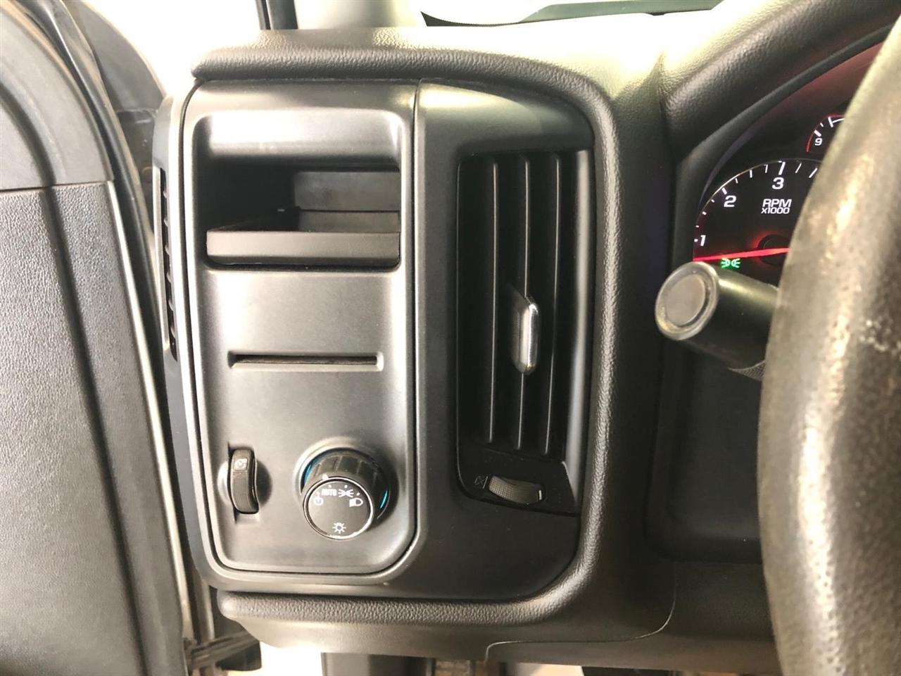 Chevrolet Silverado 1500 2WD Reg Cab 133.0" Work Truck 2016